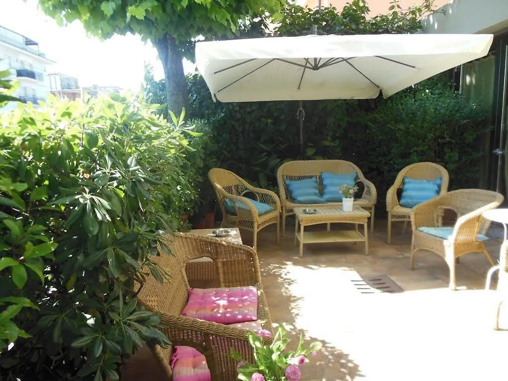 Hotel Kennedy Rimini 3*,  Italy